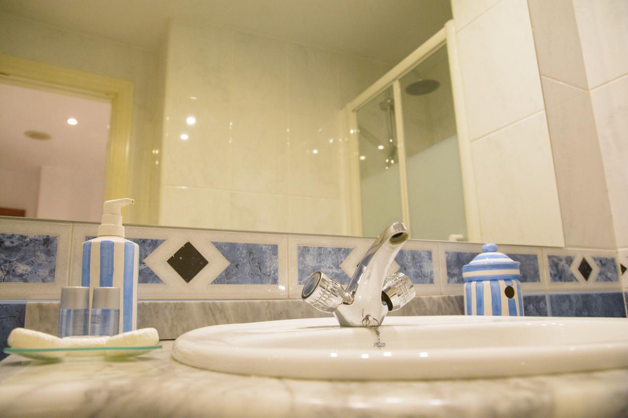 Apt Gibralhorce Suite By Malaga Picasso Rentals Selection Extérieur photo